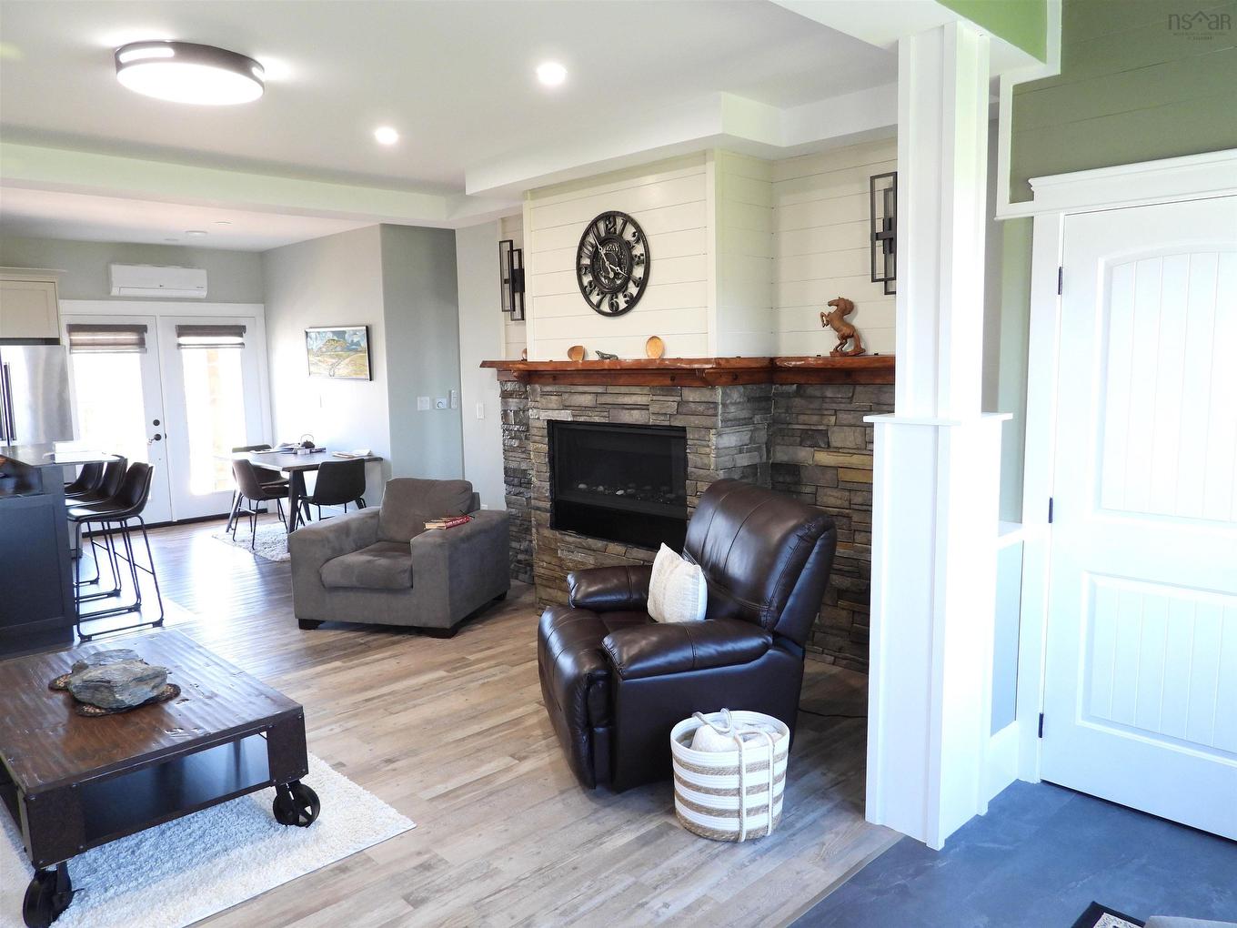 40 Old Oak Island Road, Lockhartville, NS