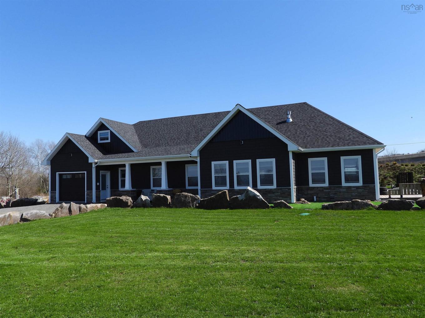 40 Old Oak Island Road, Lockhartville, NS