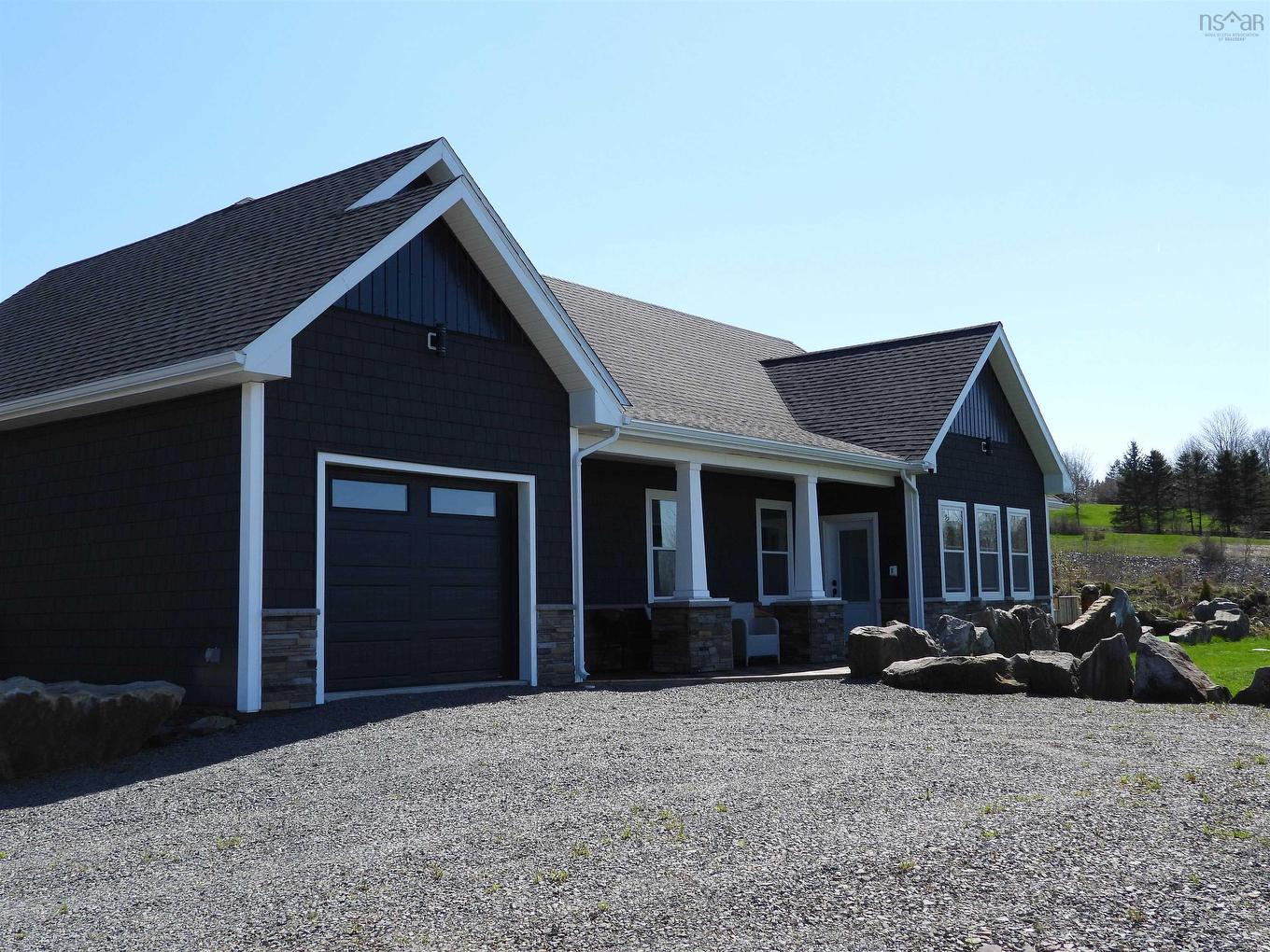 40 Old Oak Island Road, Lockhartville, NS