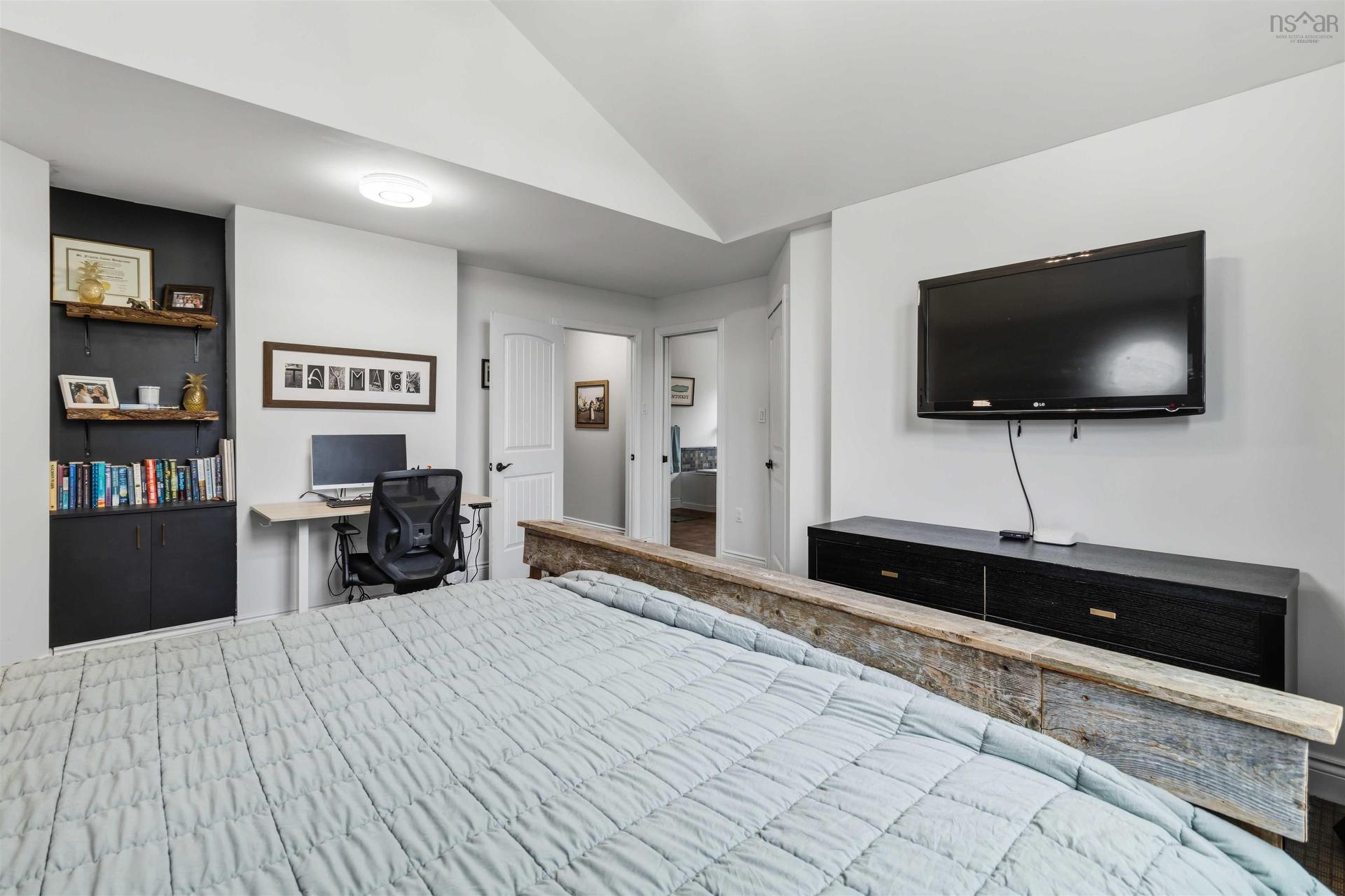100 Clayton Drive, Hubbards, NS