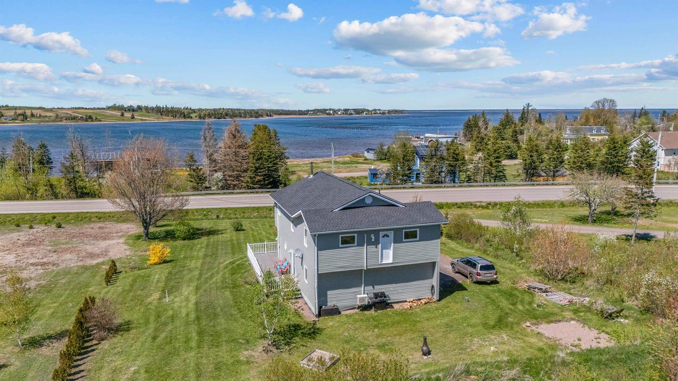 4863 Route 6, Oyster Bed Bridge, PE