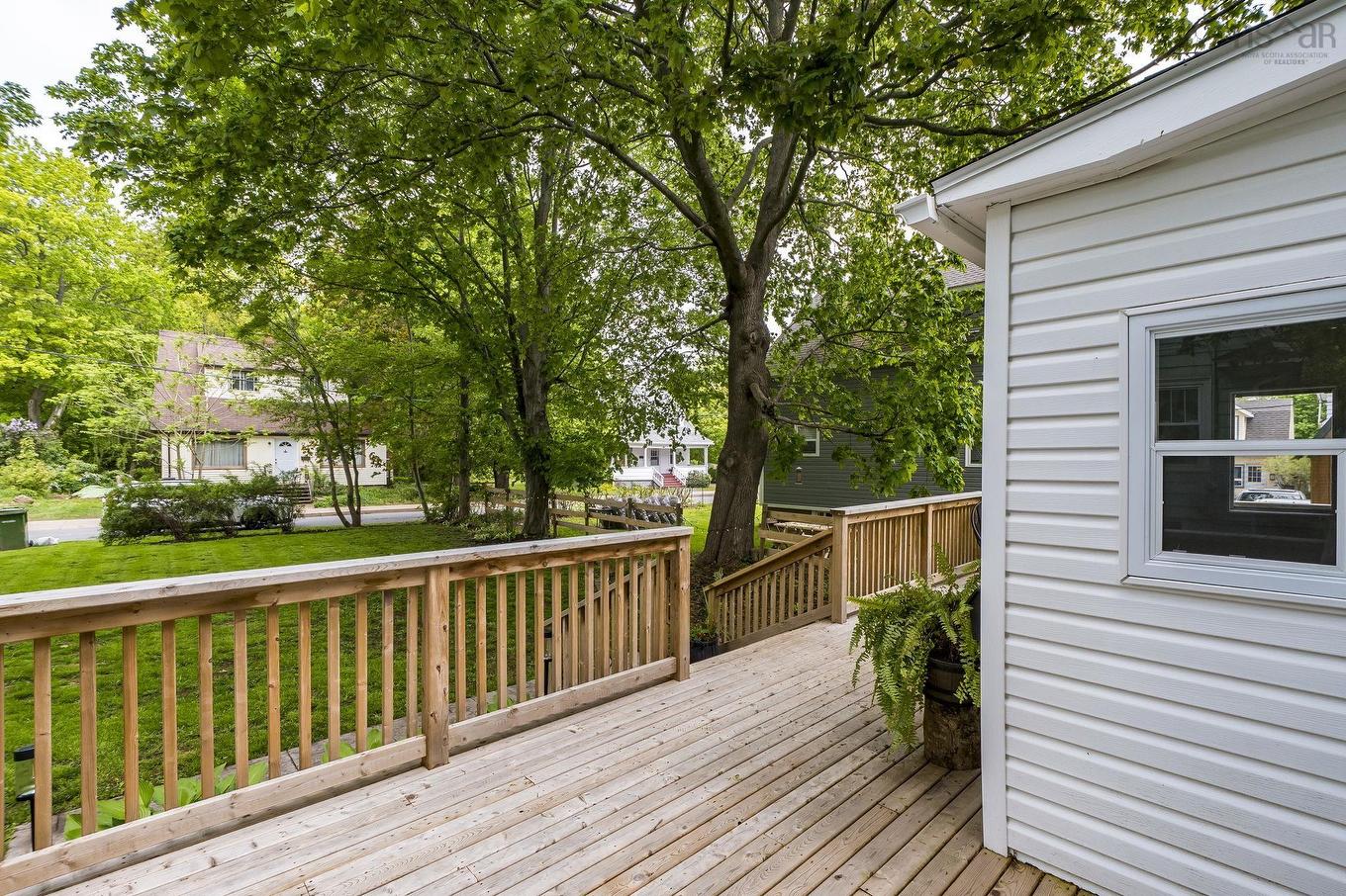 28 Crescent Avenue, Kentville, NS