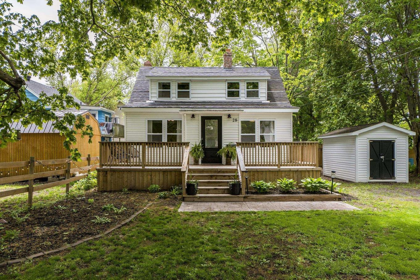 28 Crescent Avenue, Kentville, NS