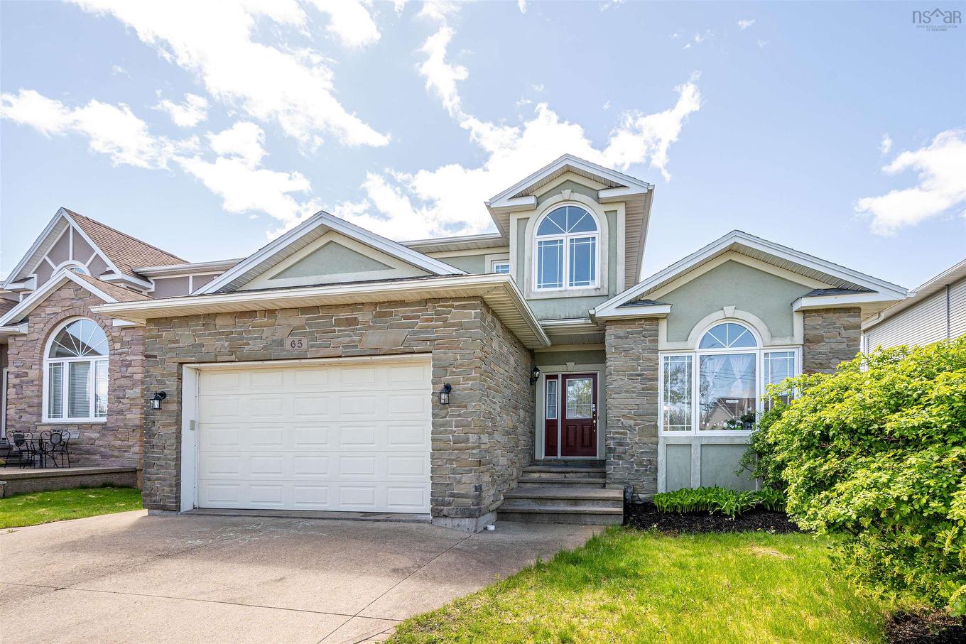 65 Stone Gate Drive, Halifax, NS