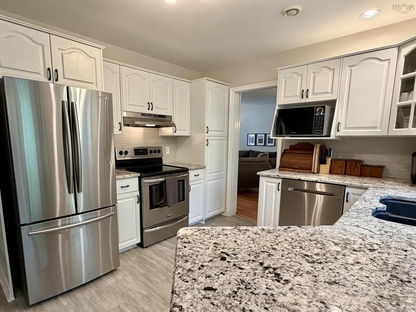 48 Laura Lee Lane, Lower Sackville, NS