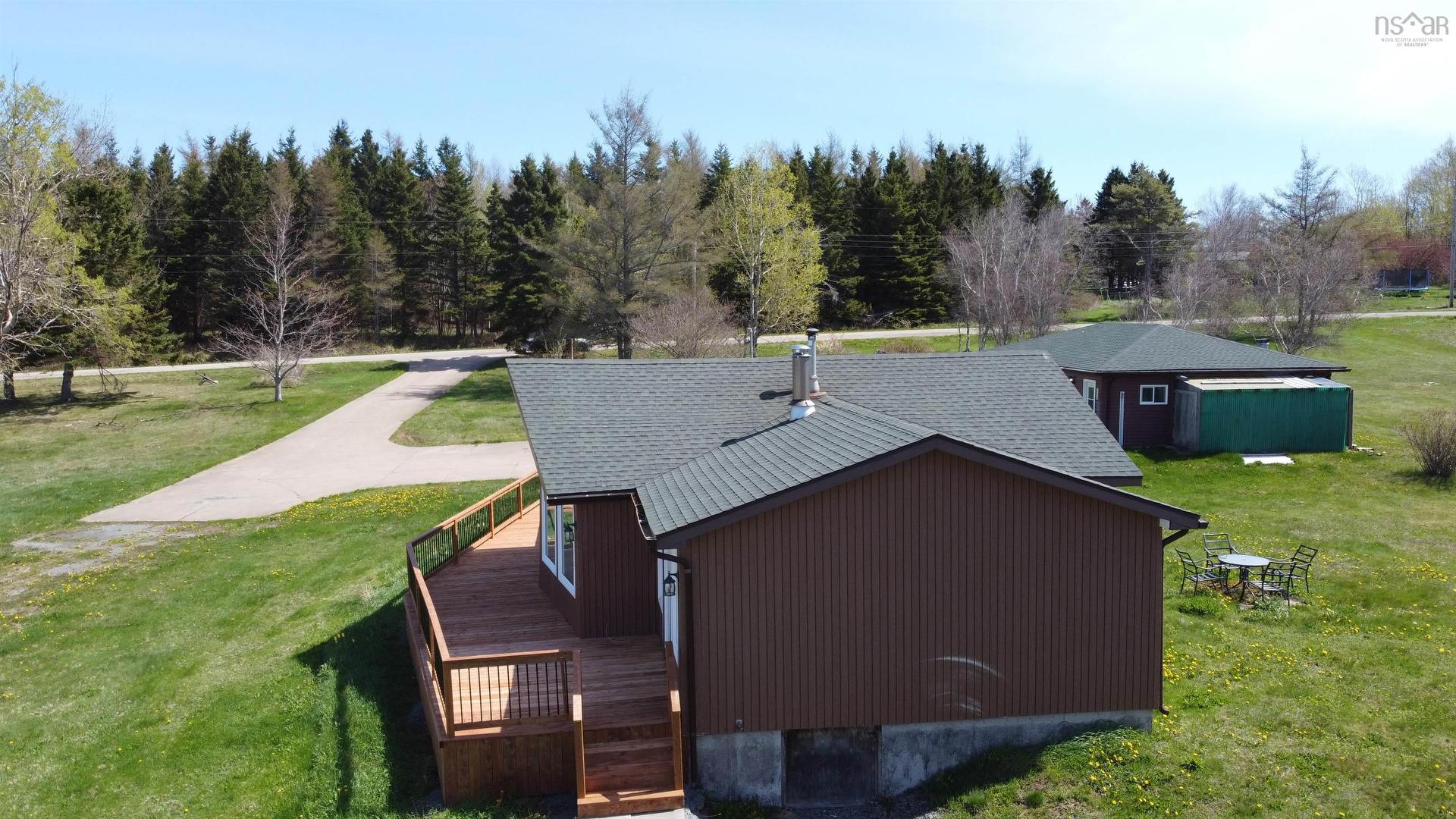 61 Shipyard Road, Cheverie, NS