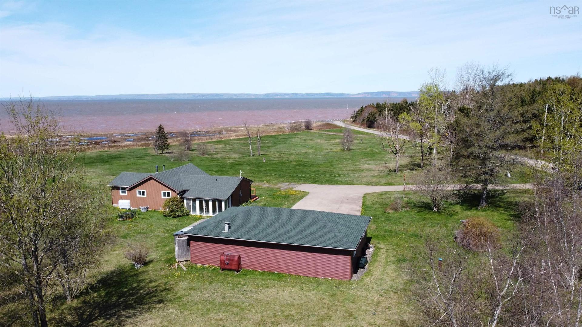 61 Shipyard Road, Cheverie, NS