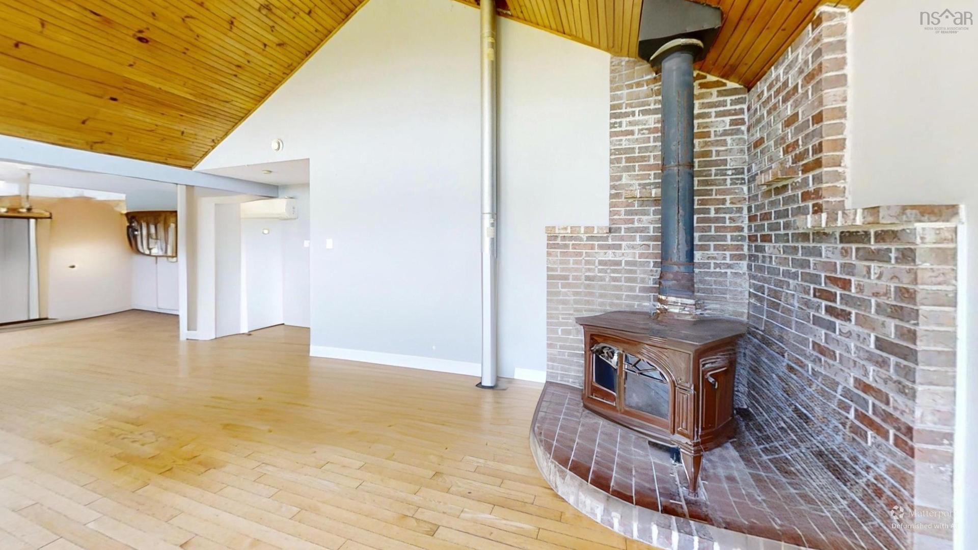 61 Shipyard Road, Cheverie, NS