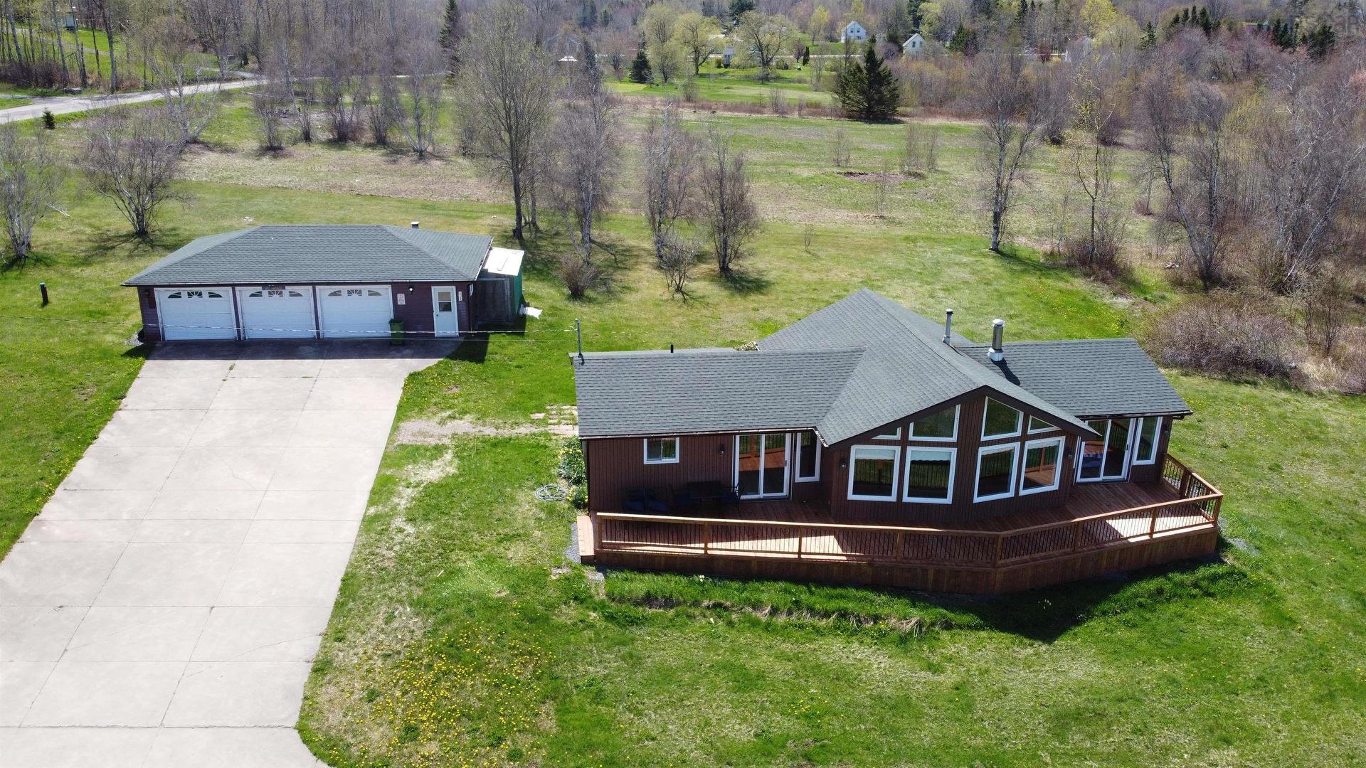 61 Shipyard Road, Cheverie, NS