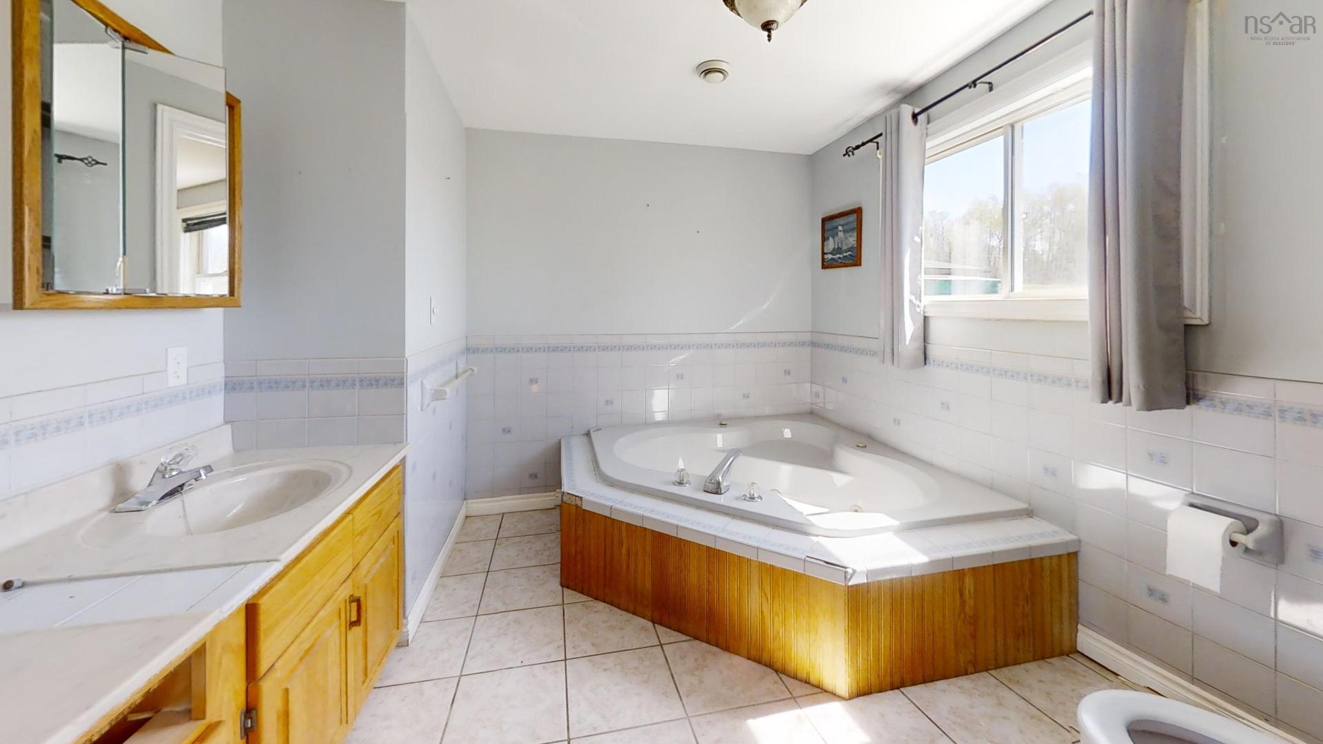 61 Shipyard Road, Cheverie, NS