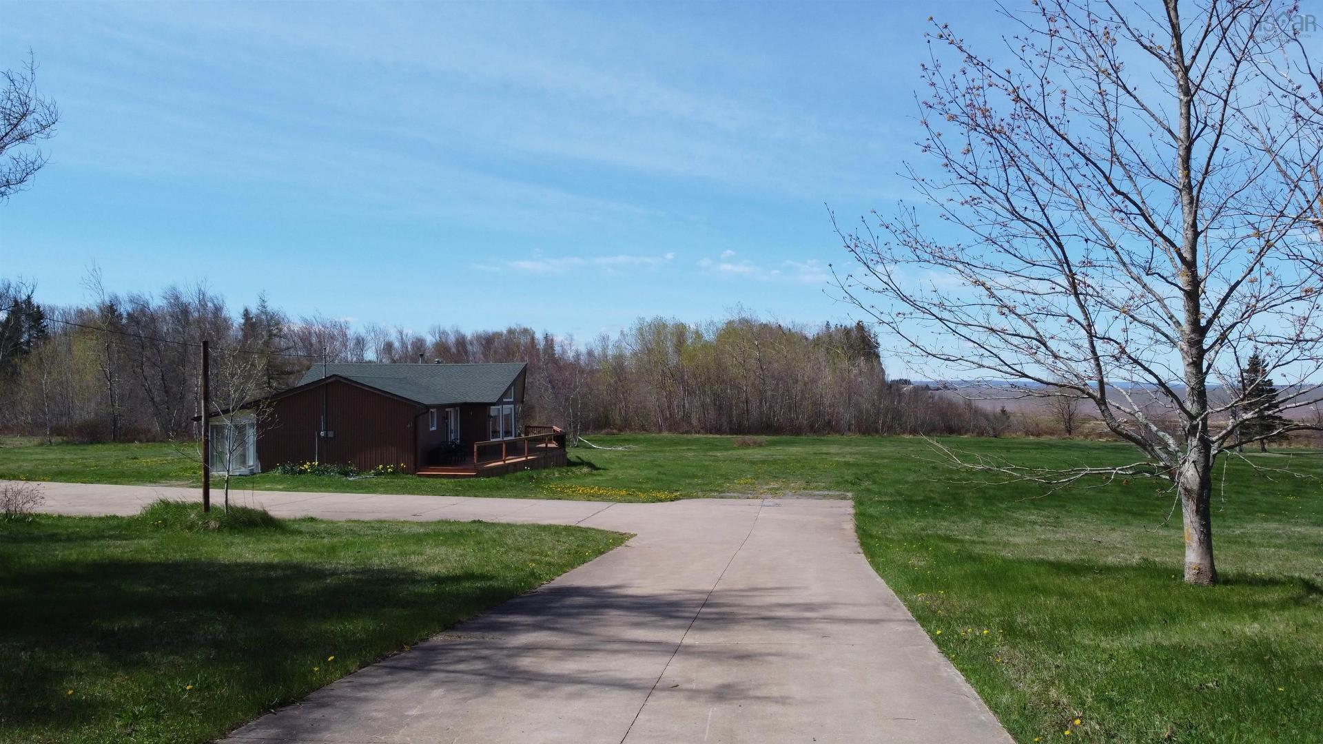 61 Shipyard Road, Cheverie, NS