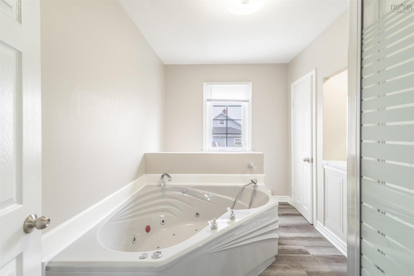 399 York Street Street, Glace Bay, NS