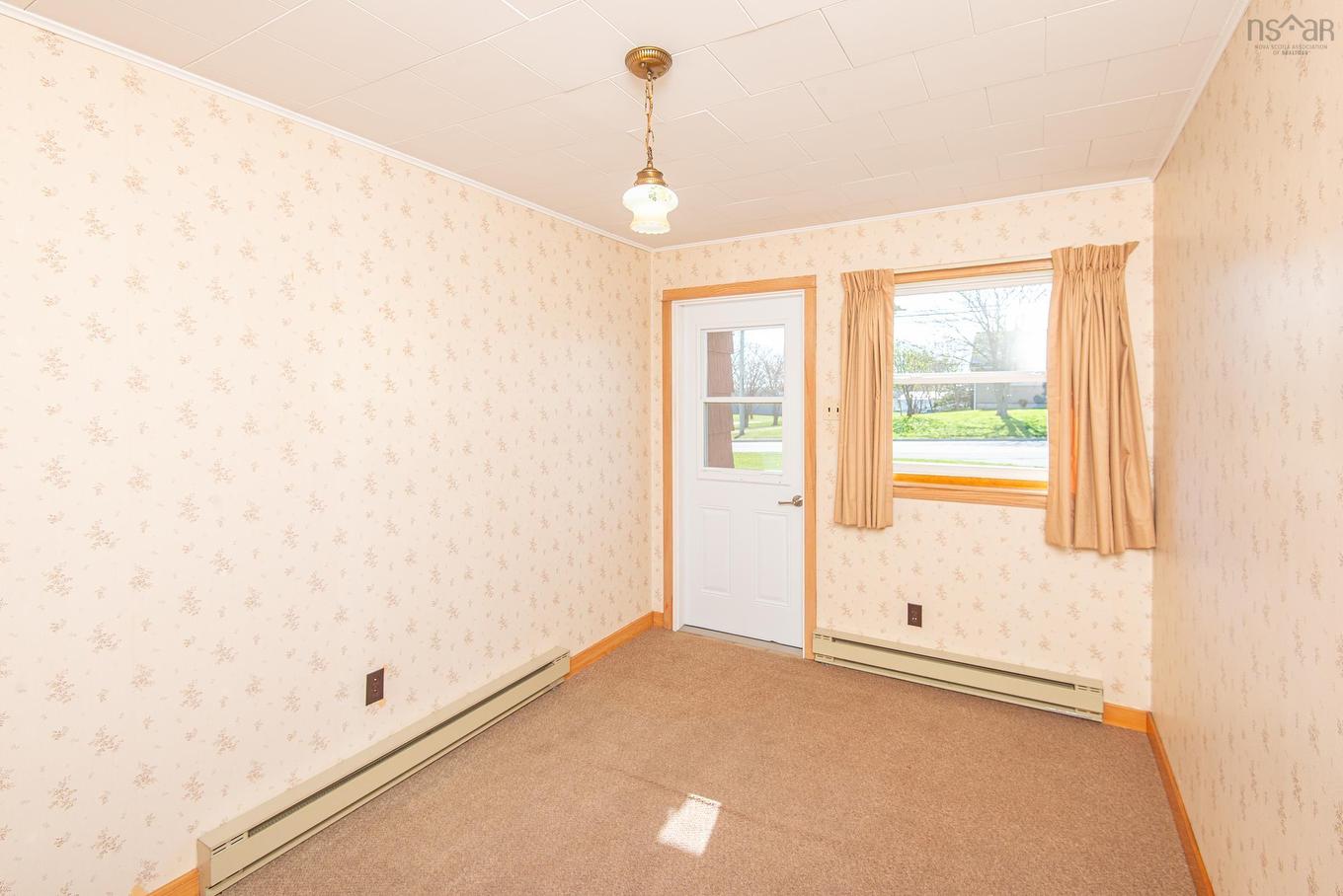 9735 Highway 1, Lower Saulnierville, NS