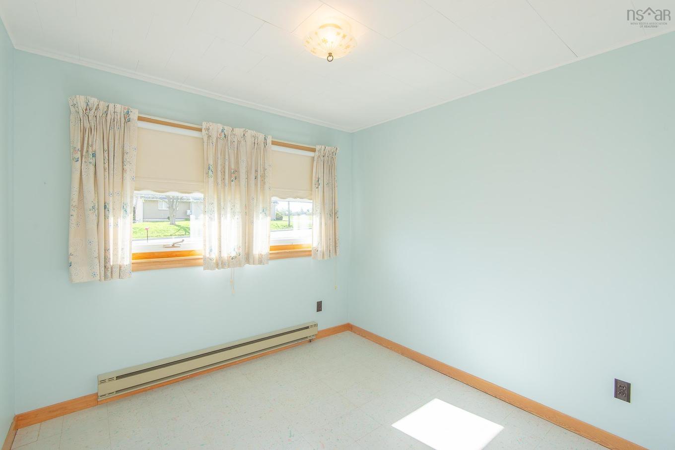 9735 Highway 1, Lower Saulnierville, NS