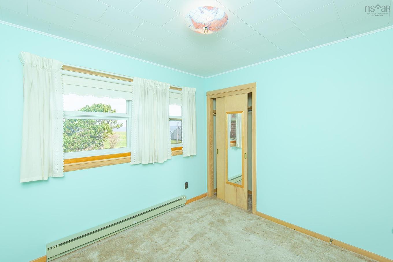 9735 Highway 1, Lower Saulnierville, NS