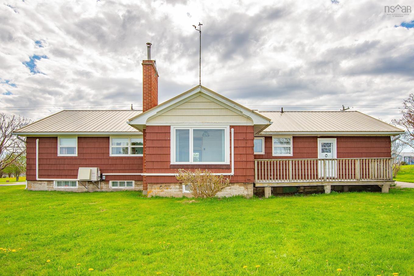9735 Highway 1, Lower Saulnierville, NS