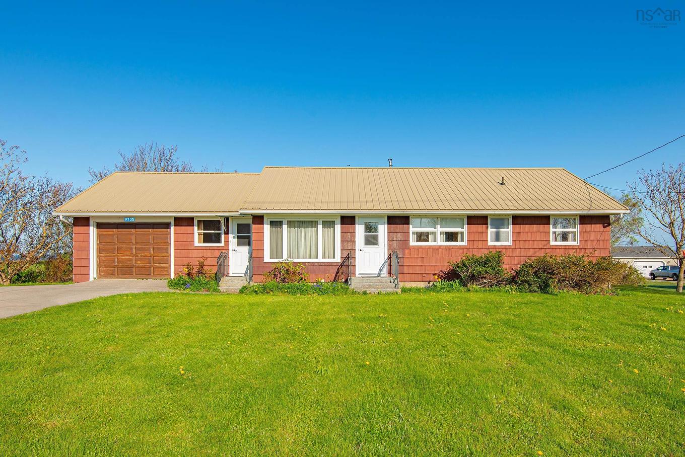 9735 Highway 1, Lower Saulnierville, NS
