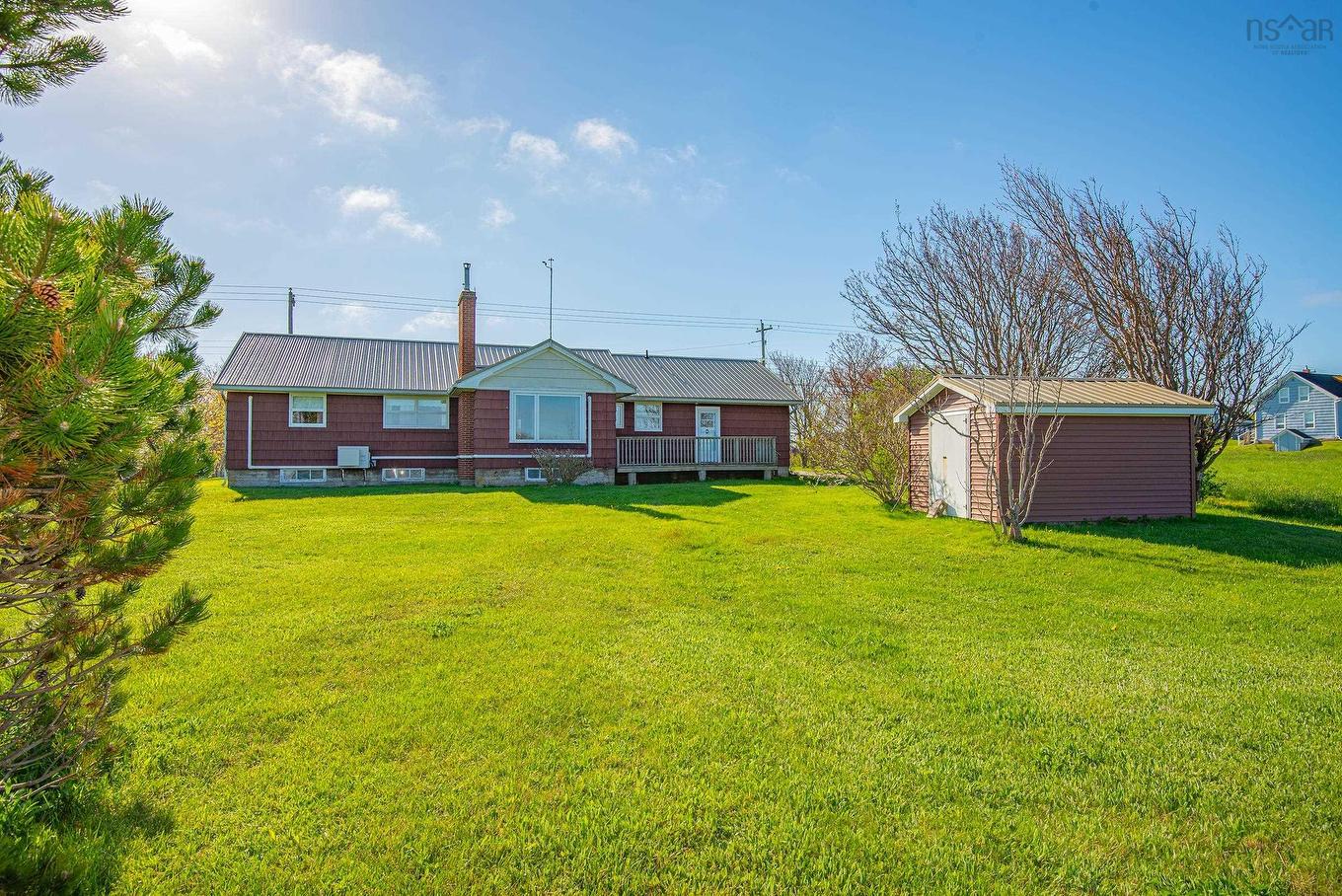 9735 Highway 1, Lower Saulnierville, NS