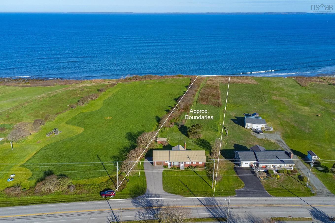 9735 Highway 1, Lower Saulnierville, NS