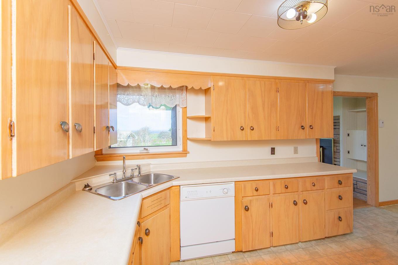 9735 Highway 1, Lower Saulnierville, NS