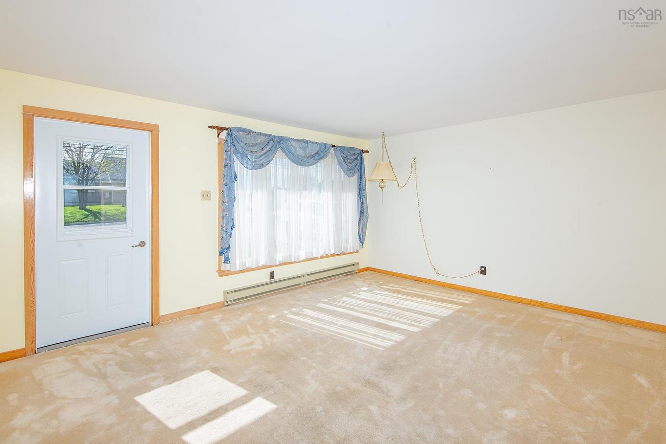 9735 Highway 1, Lower Saulnierville, NS