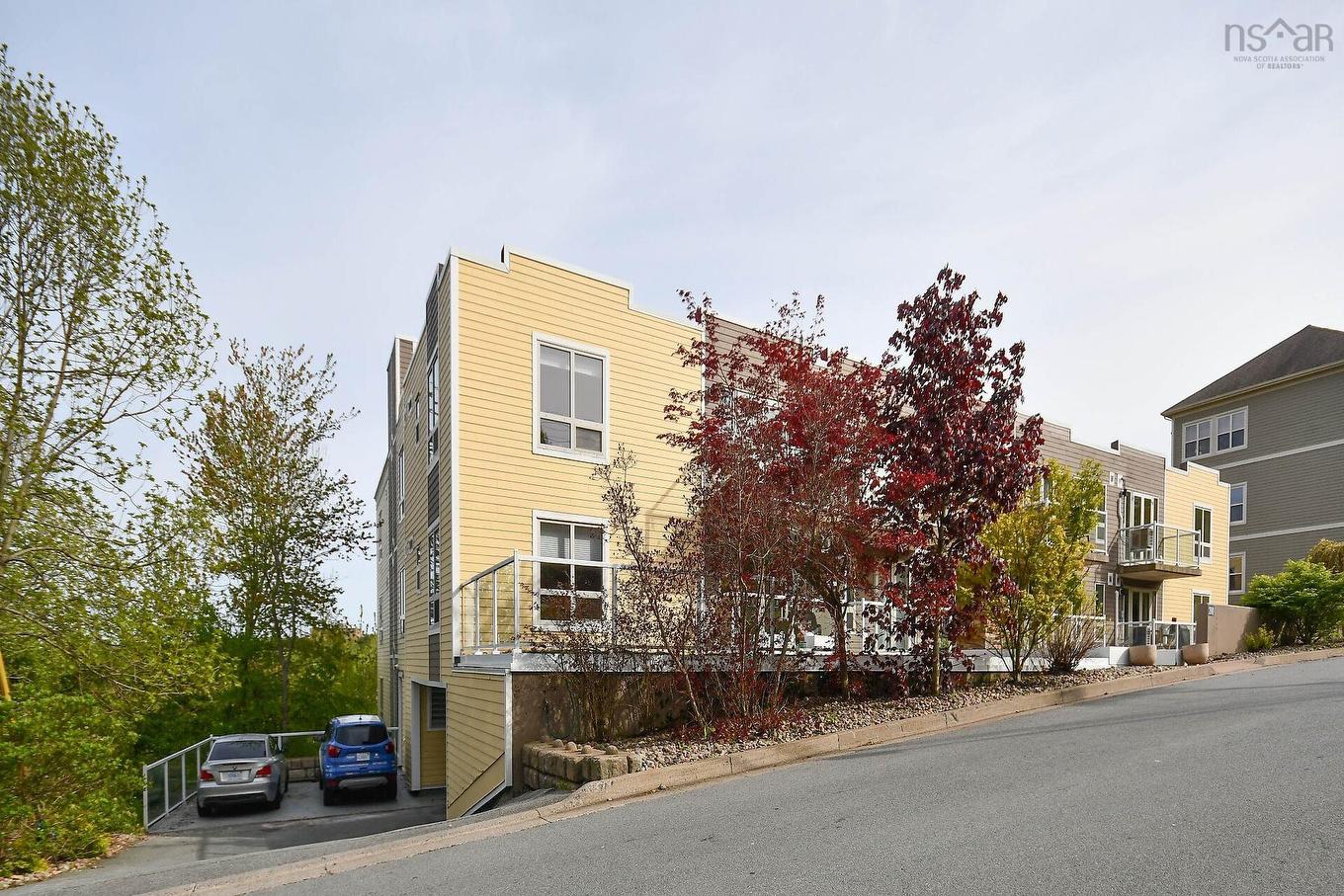 607 200 Crown Drive, Halifax, NS