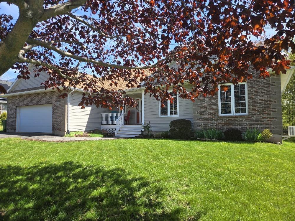 60 Sandy Place, Valley, NS