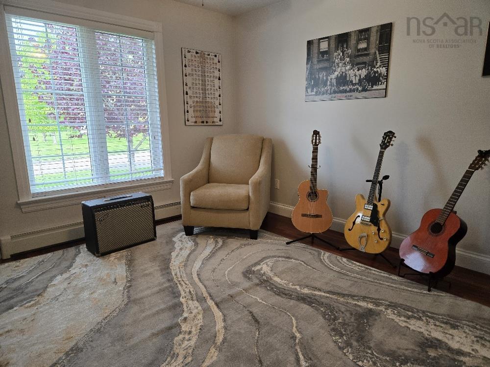 60 Sandy Place, Valley, NS