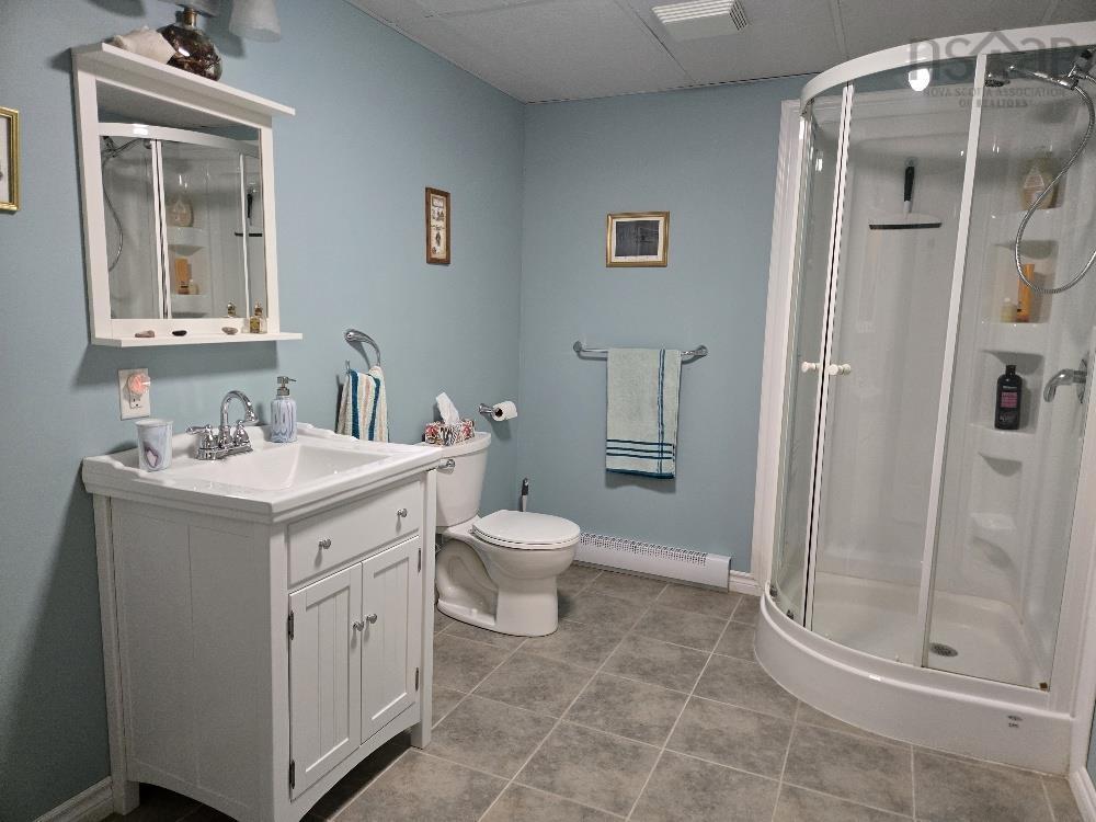 60 Sandy Place, Valley, NS