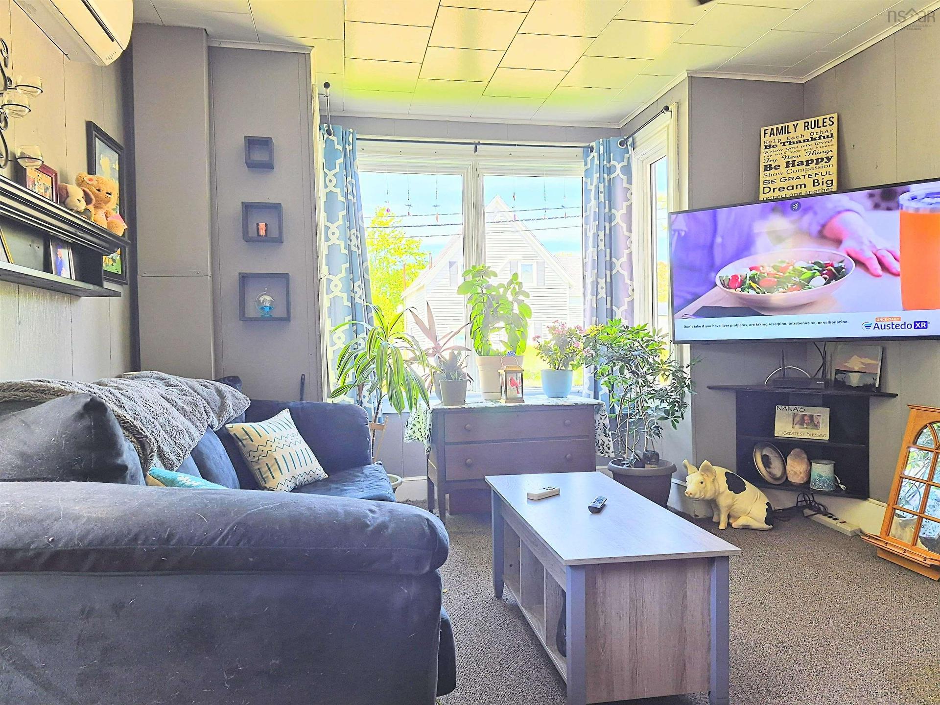 121 Main Street, Springhill, NS