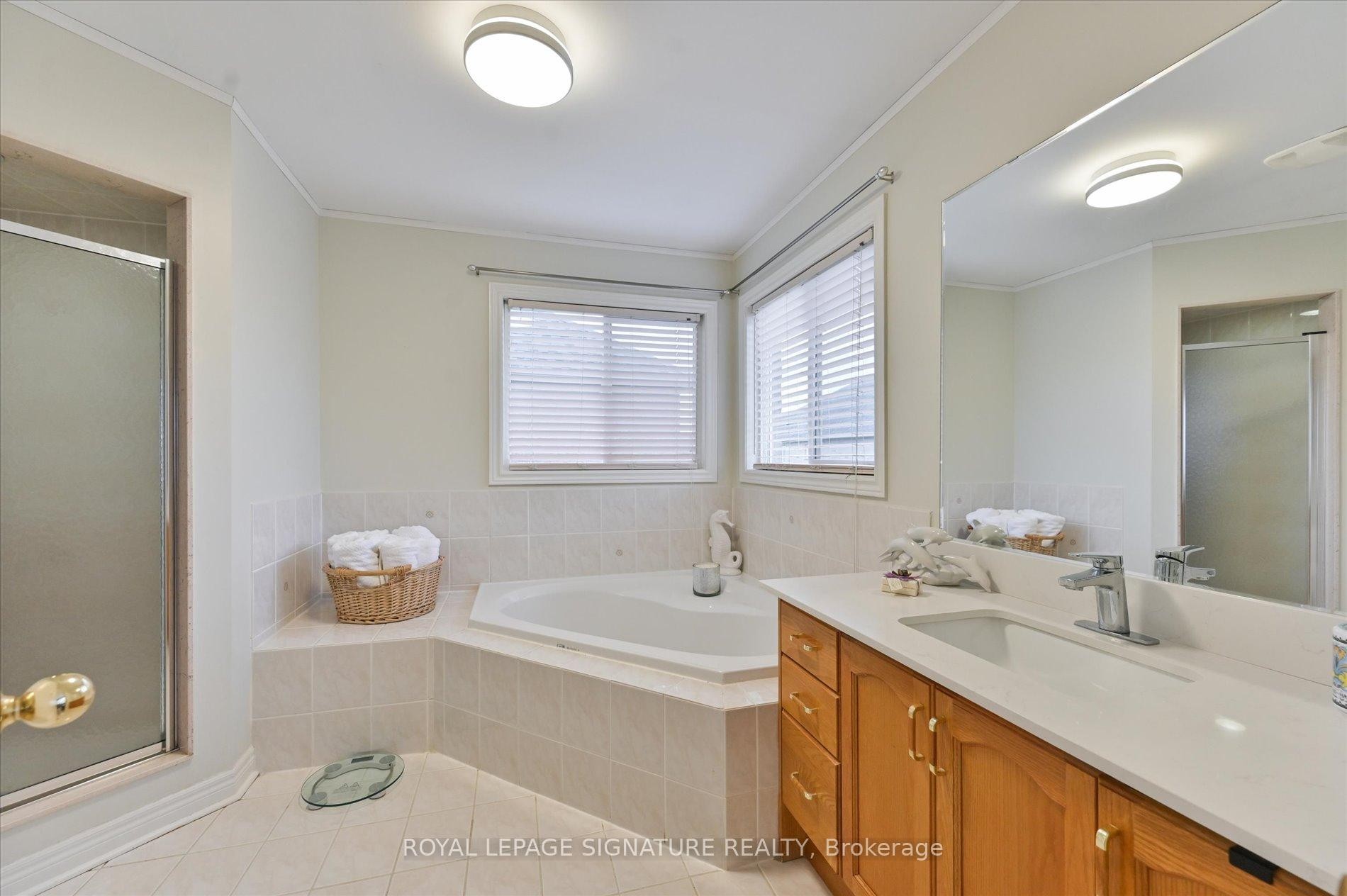 3485 Mcdowell Drive, Mississauga, ON