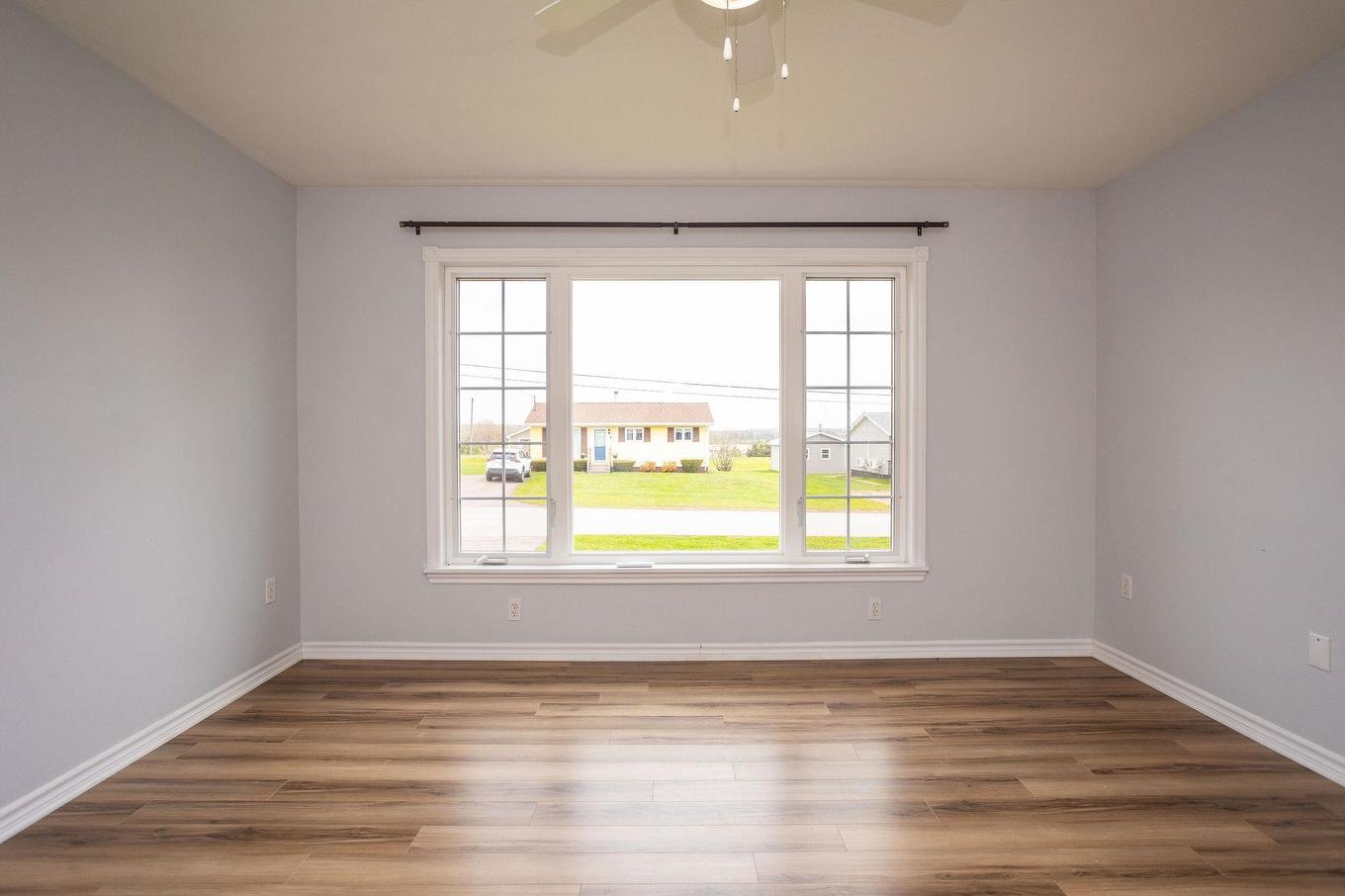 1 Anniversary Avenue, Souris, PE - Indoor Photo Showing Other Room
