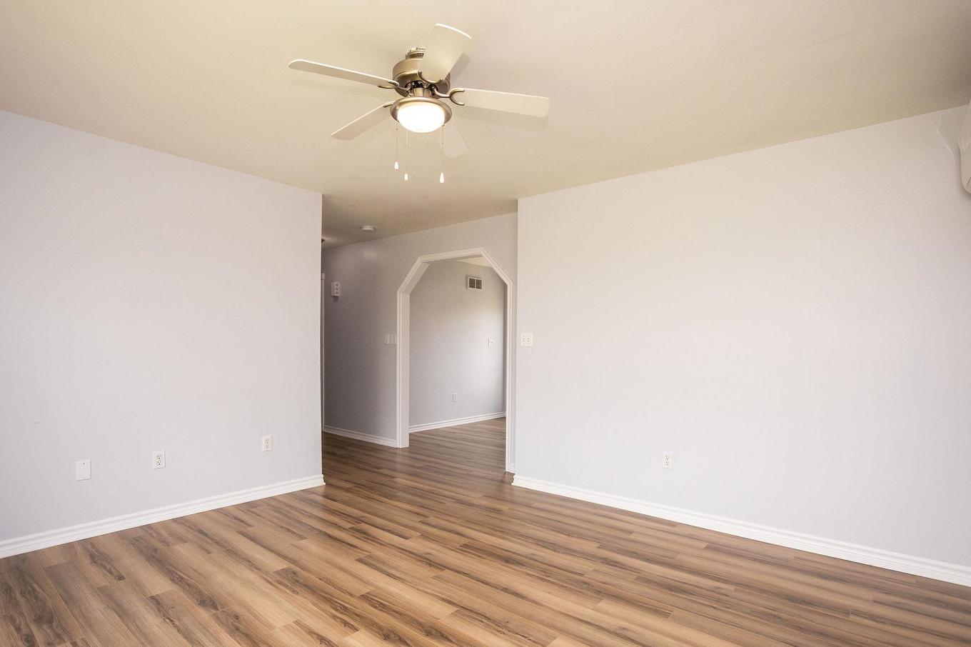 1 Anniversary Avenue, Souris, PE - Indoor Photo Showing Other Room