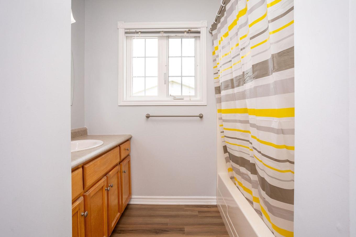 1 Anniversary Avenue, Souris, PE - Indoor