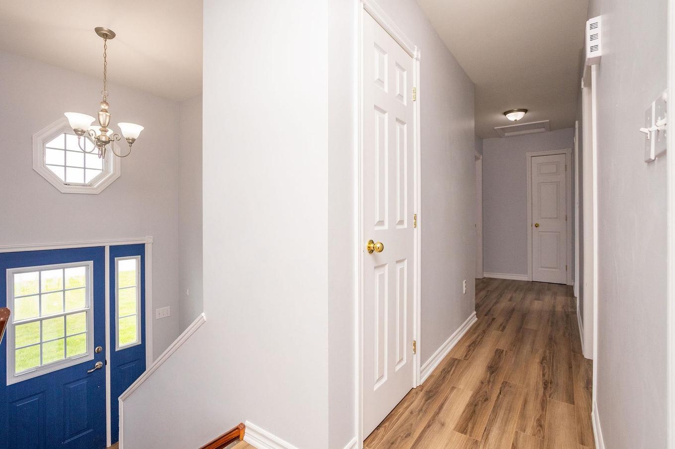 1 Anniversary Avenue, Souris, PE - Indoor Photo Showing Other Room