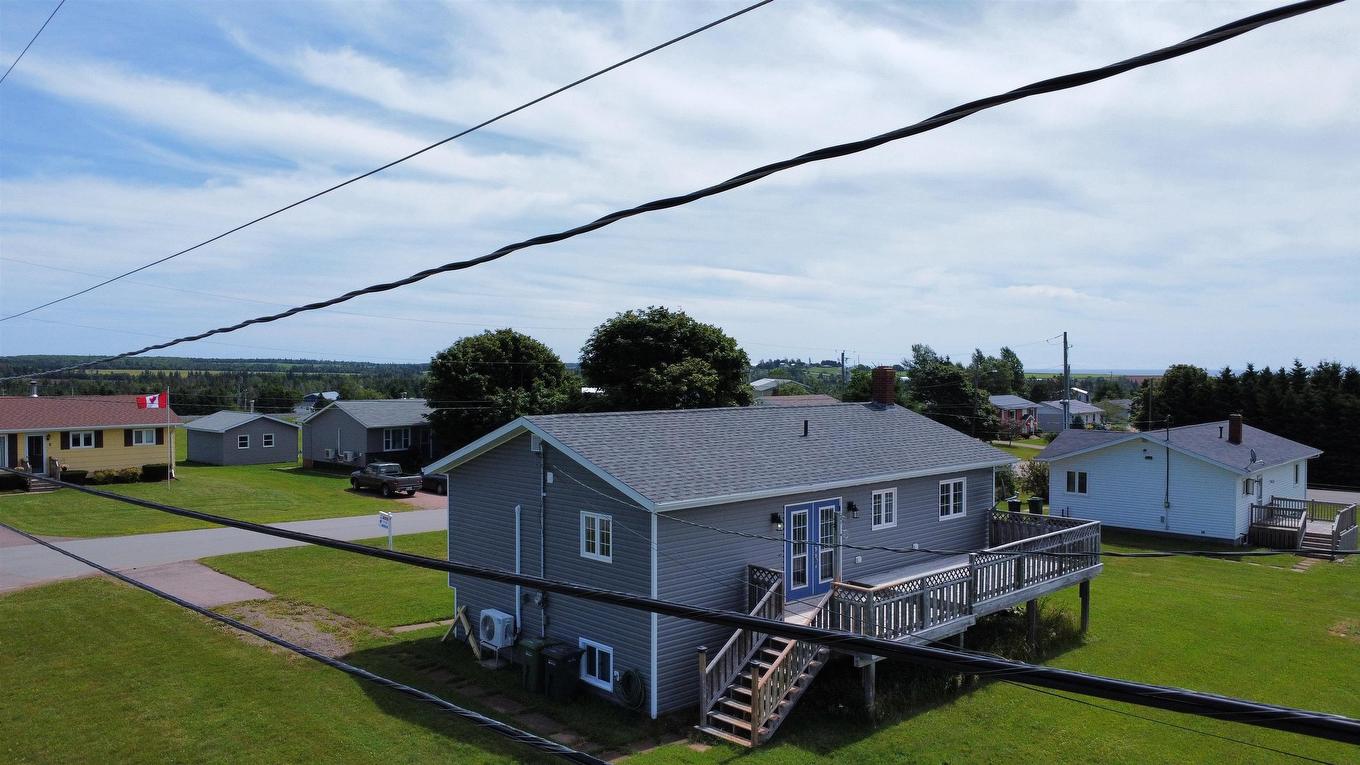 1 Anniversary Avenue, Souris, PE - Outdoor
