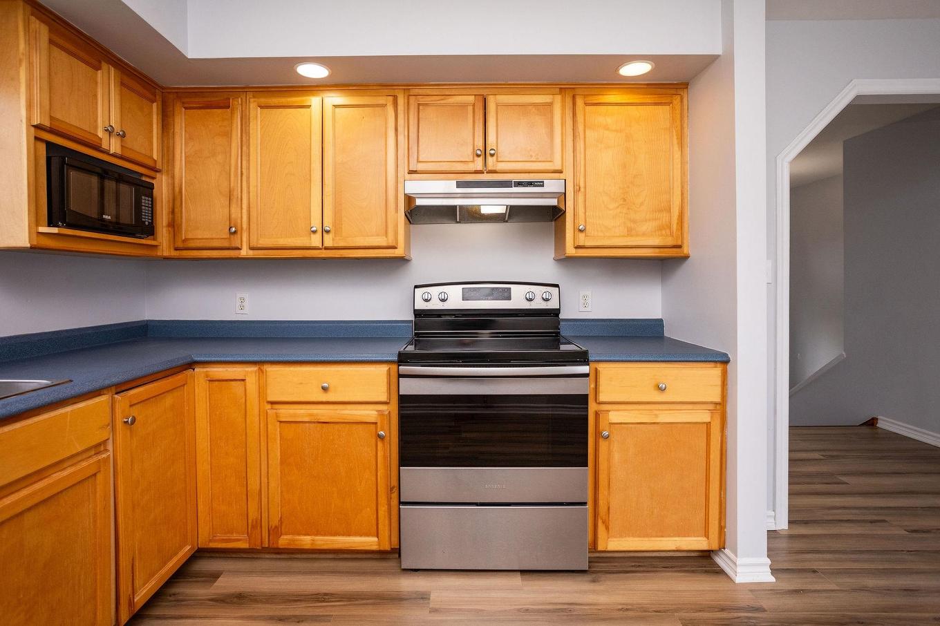 1 Anniversary Avenue, Souris, PE - Indoor Photo Showing Kitchen