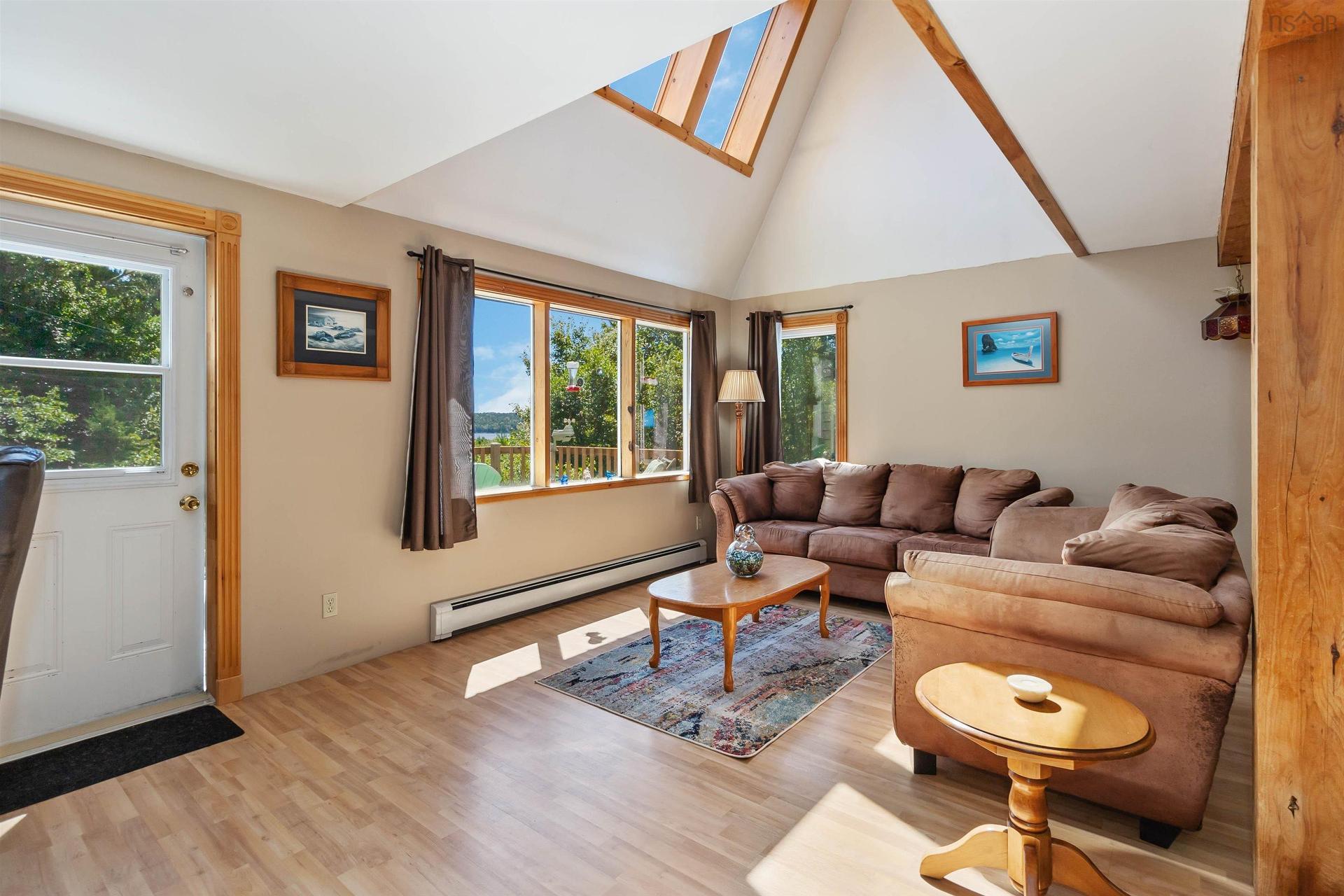 187 Hartz Point Road, Shelburne, NS