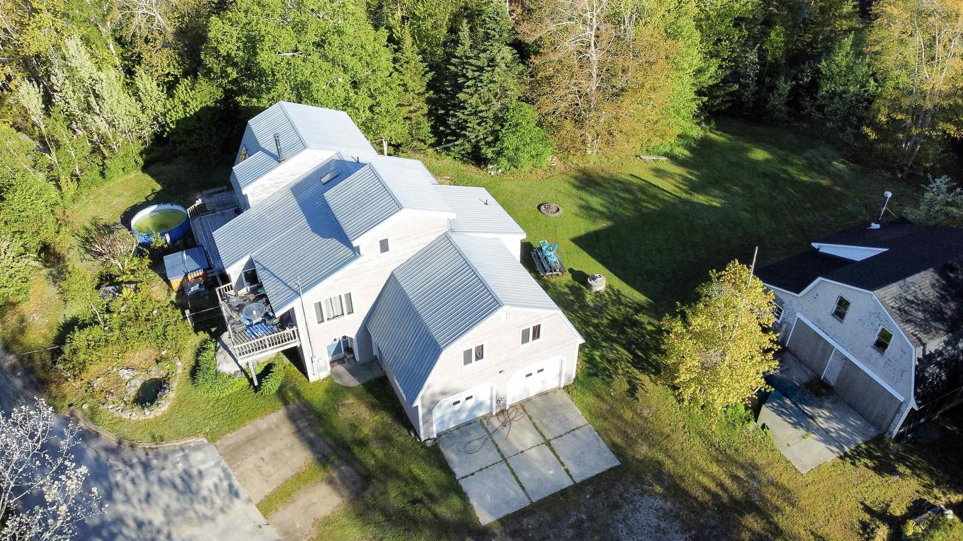 187 Hartz Point Road, Shelburne, NS