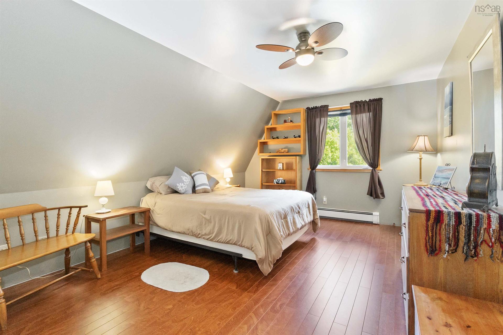 187 Hartz Point Road, Shelburne, NS