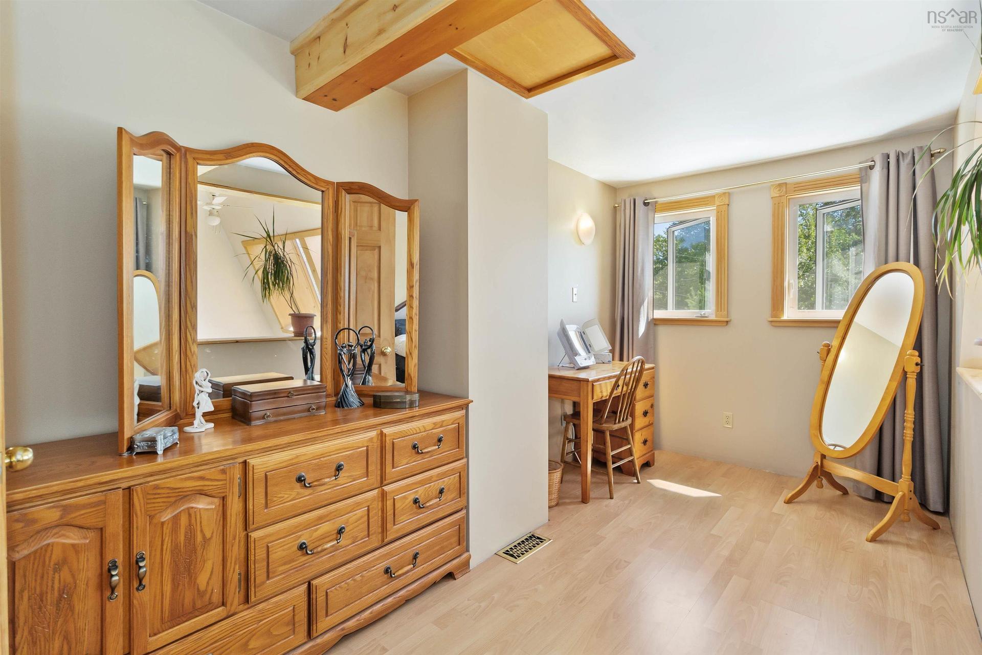 187 Hartz Point Road, Shelburne, NS