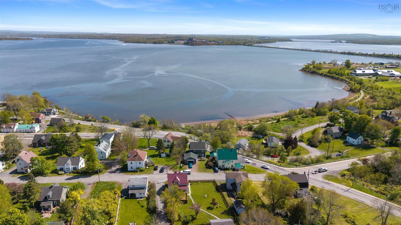 275 High Street, Pictou, NS