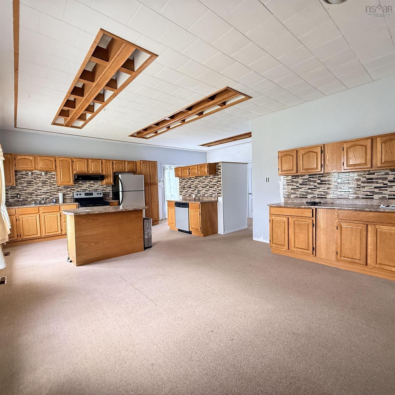 16989 Highway 7, Pleasant Harbour, NS