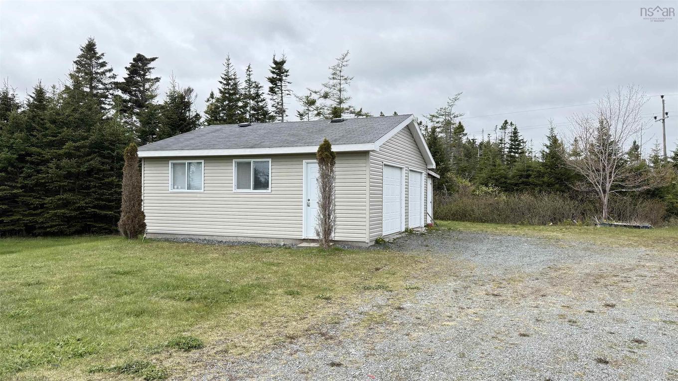 16989 Highway 7, Pleasant Harbour, NS