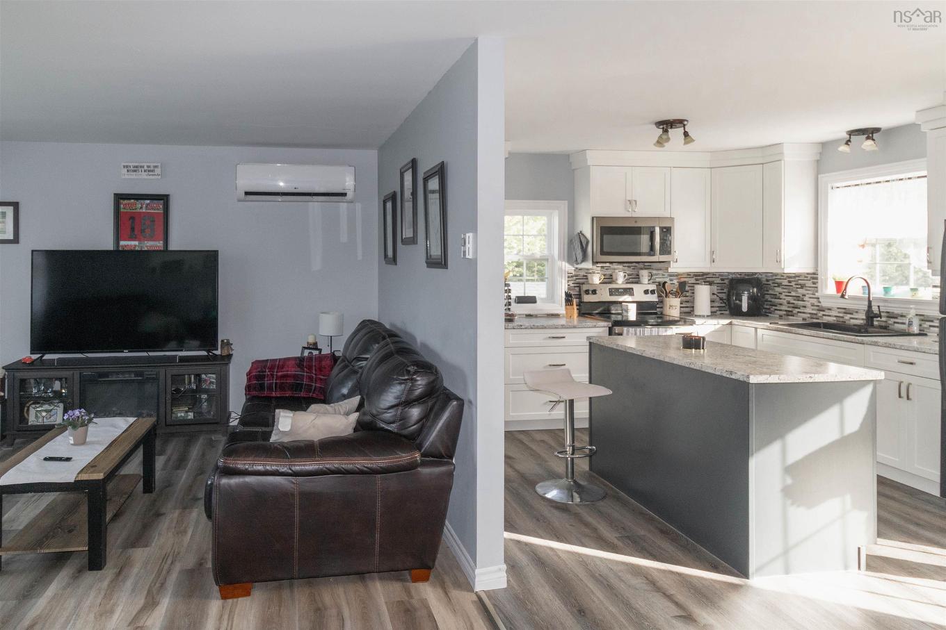 217 Lakecrest Drive, Mount Uniacke, NS