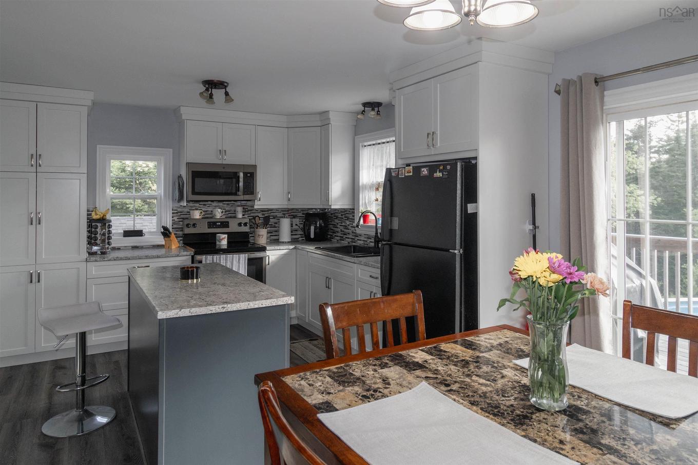 217 Lakecrest Drive, Mount Uniacke, NS