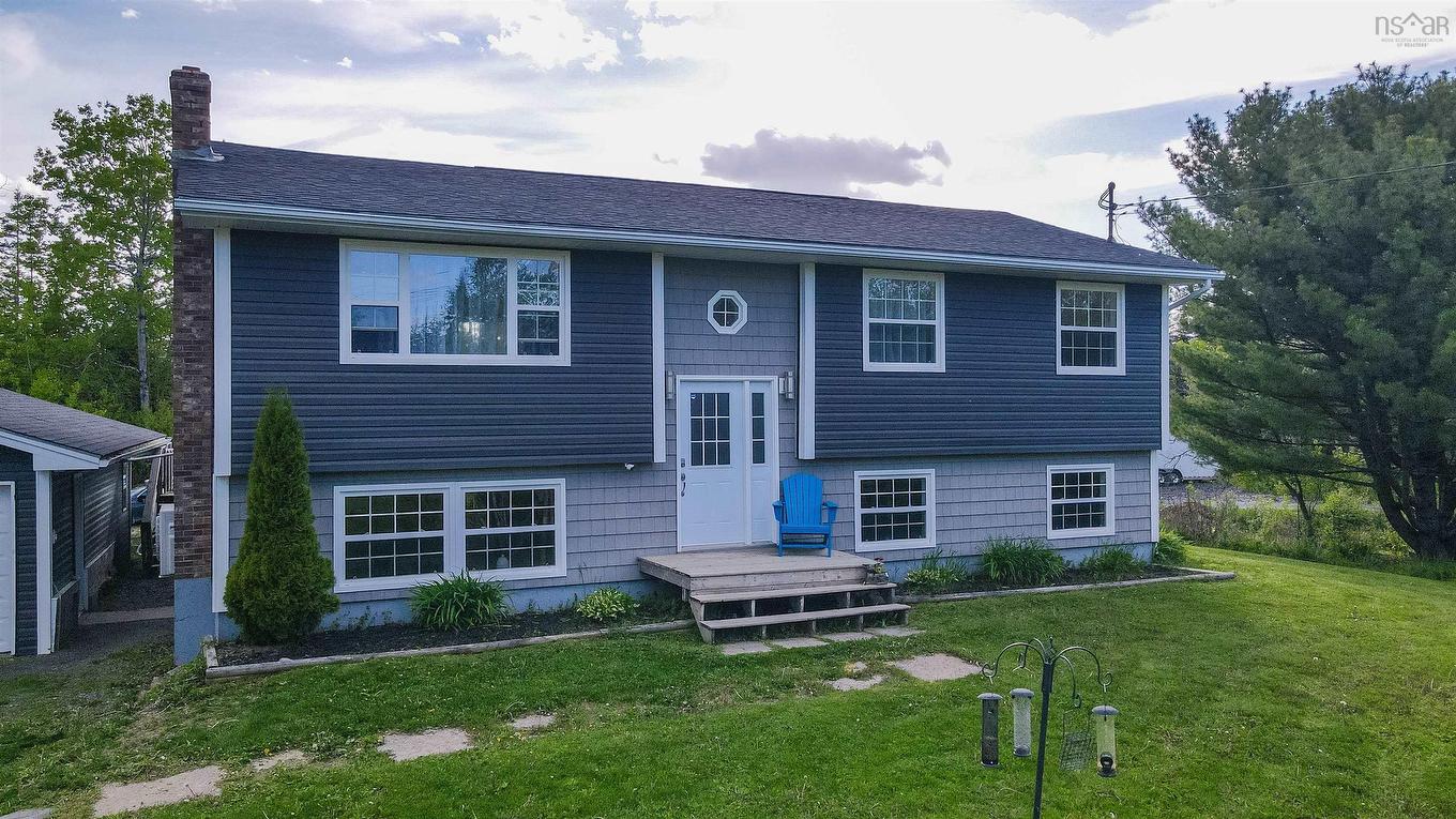 217 Lakecrest Drive, Mount Uniacke, NS