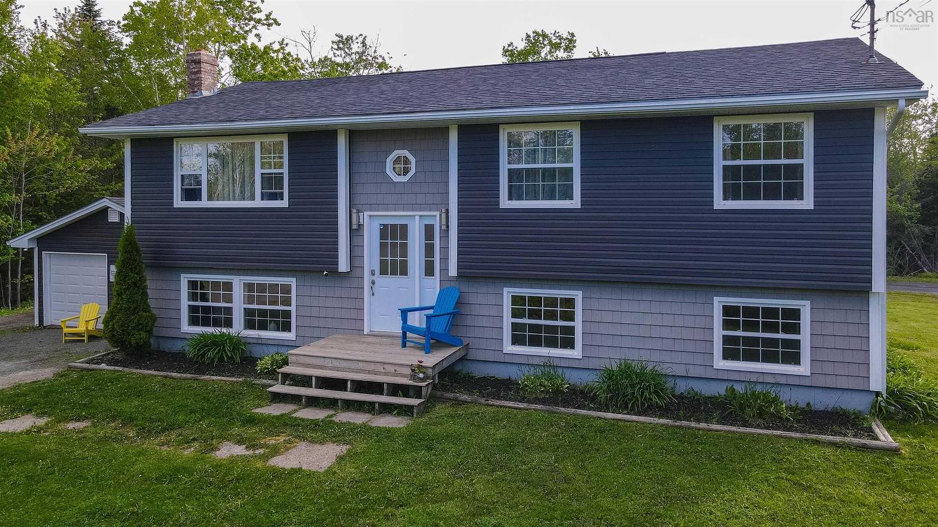 217 Lakecrest Drive, Mount Uniacke, NS