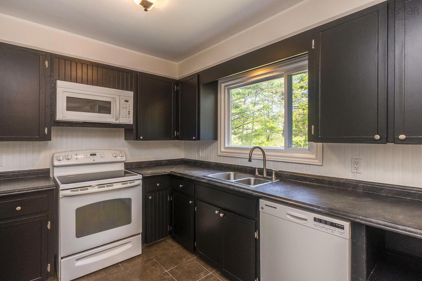 1432 George Street E, Coldbrook, NS