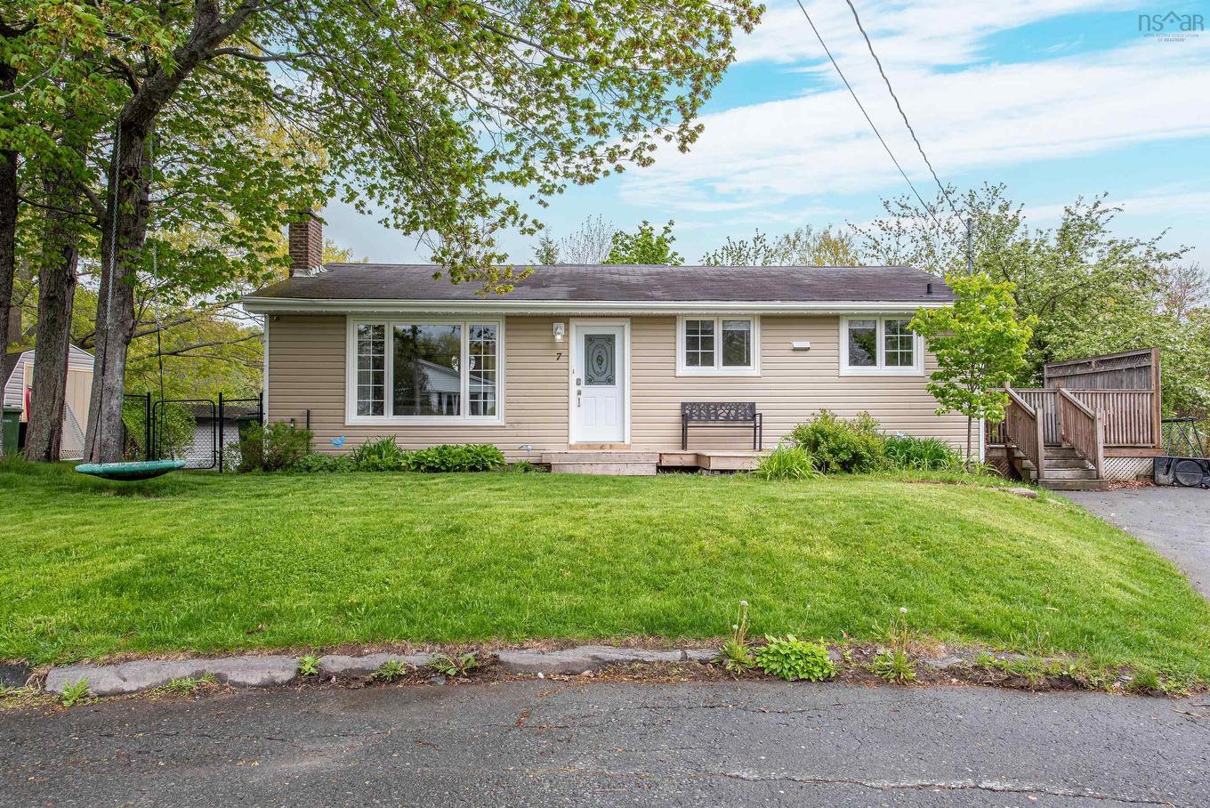 7 Karen Court, Dartmouth, NS